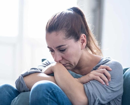 Depresyon Tedavisi İçin Psikiyatriye mi Yoksa Psikoloğa mı Gidilir?